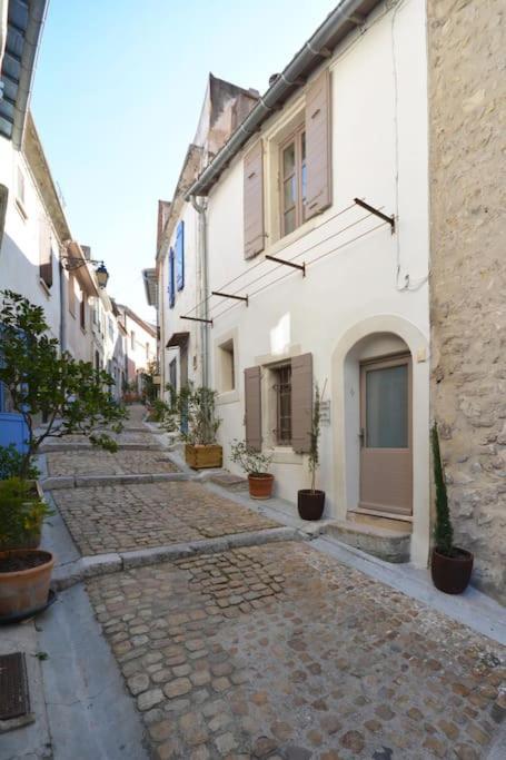 Charmante Petite Maison Donnant Sur Les Arenes Villa Arles Luaran gambar