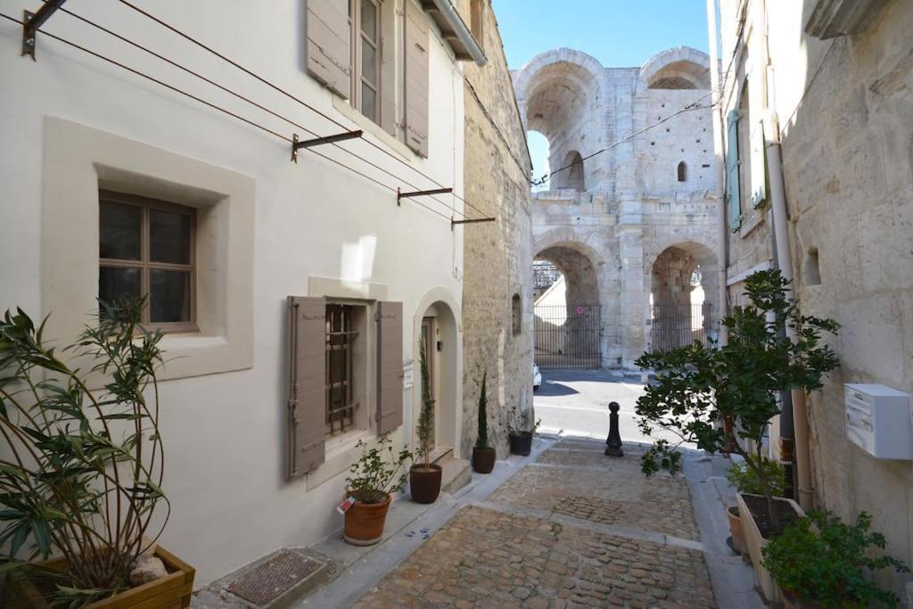 Charmante Petite Maison Donnant Sur Les Arenes Villa Arles Luaran gambar